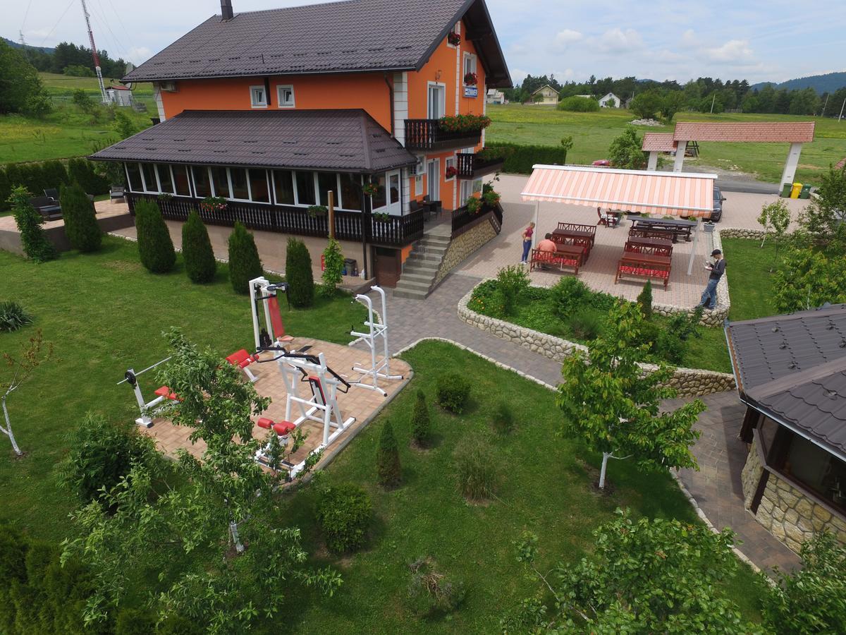 Plitvice Pension Perisic Korenica Buitenkant foto