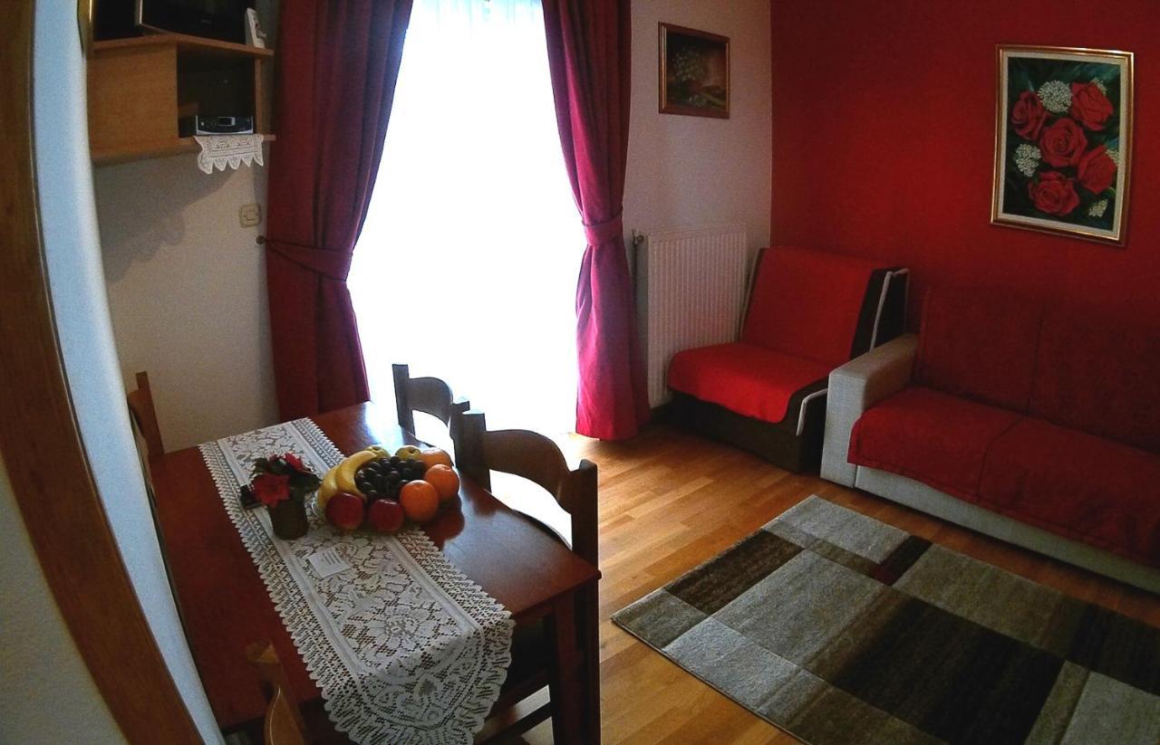Plitvice Pension Perisic Korenica Buitenkant foto