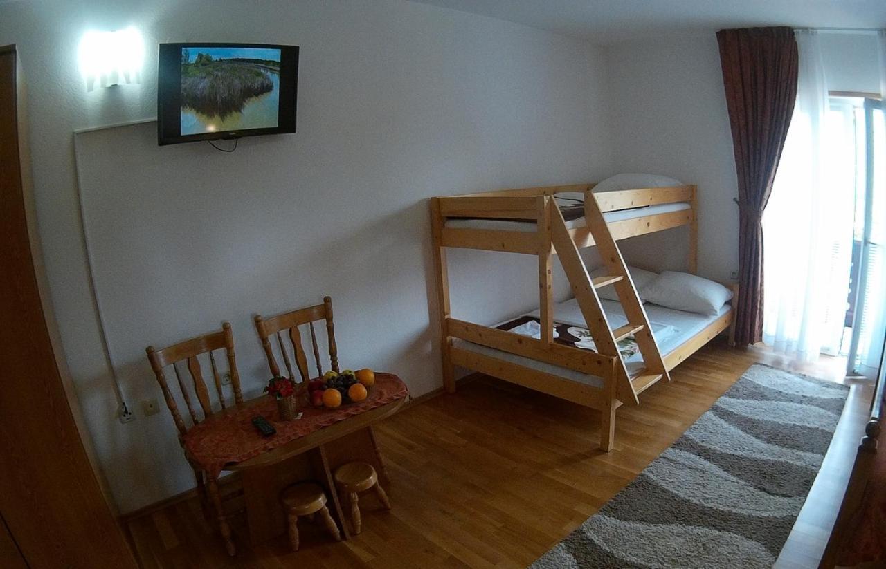 Plitvice Pension Perisic Korenica Buitenkant foto