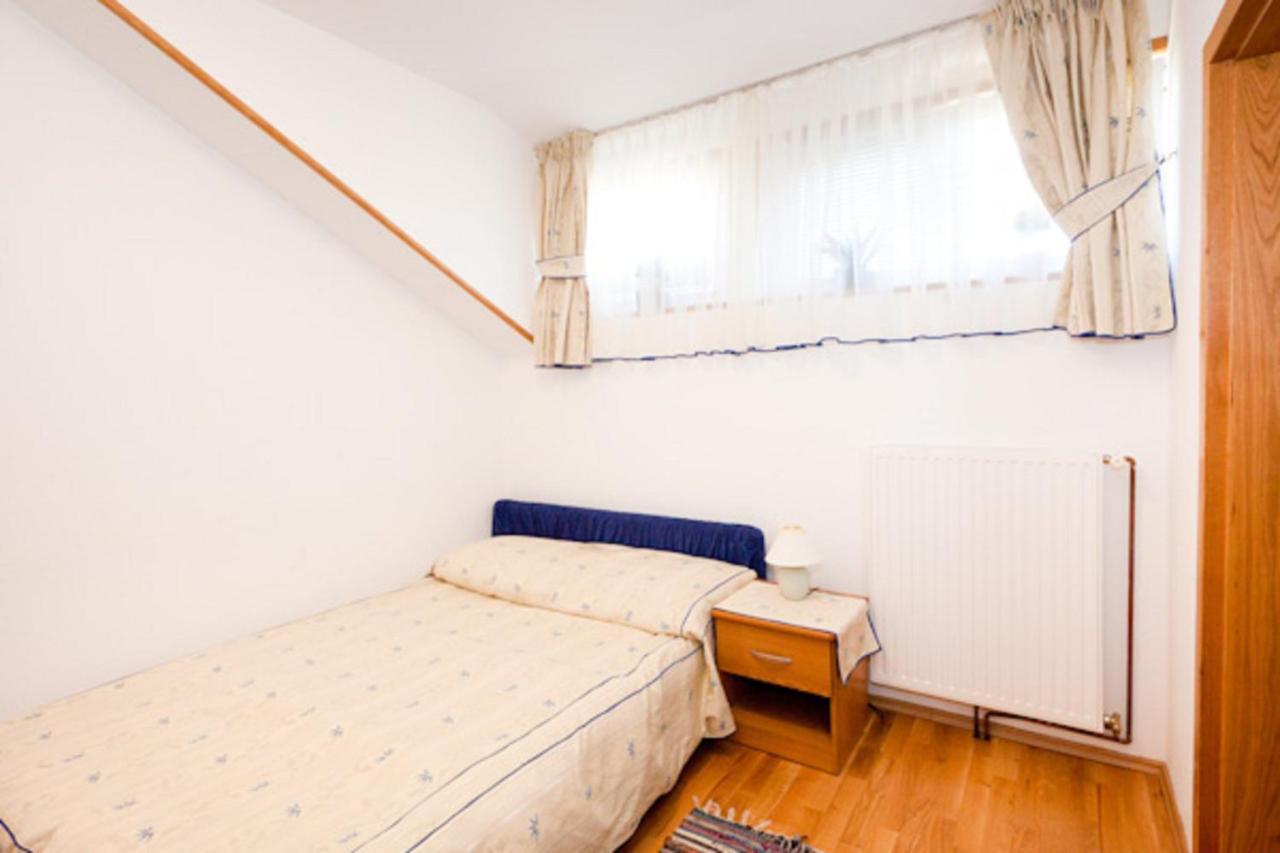 Plitvice Pension Perisic Korenica Buitenkant foto